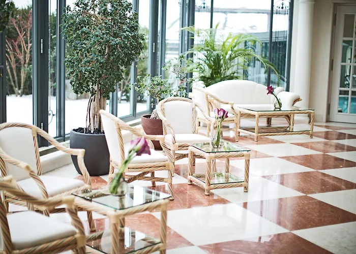 Hotel Palais Coburg 5*