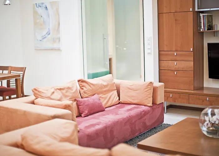 Palais Coburg Hotel 5*