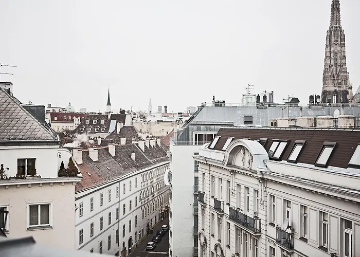 Palais Coburg Hotel